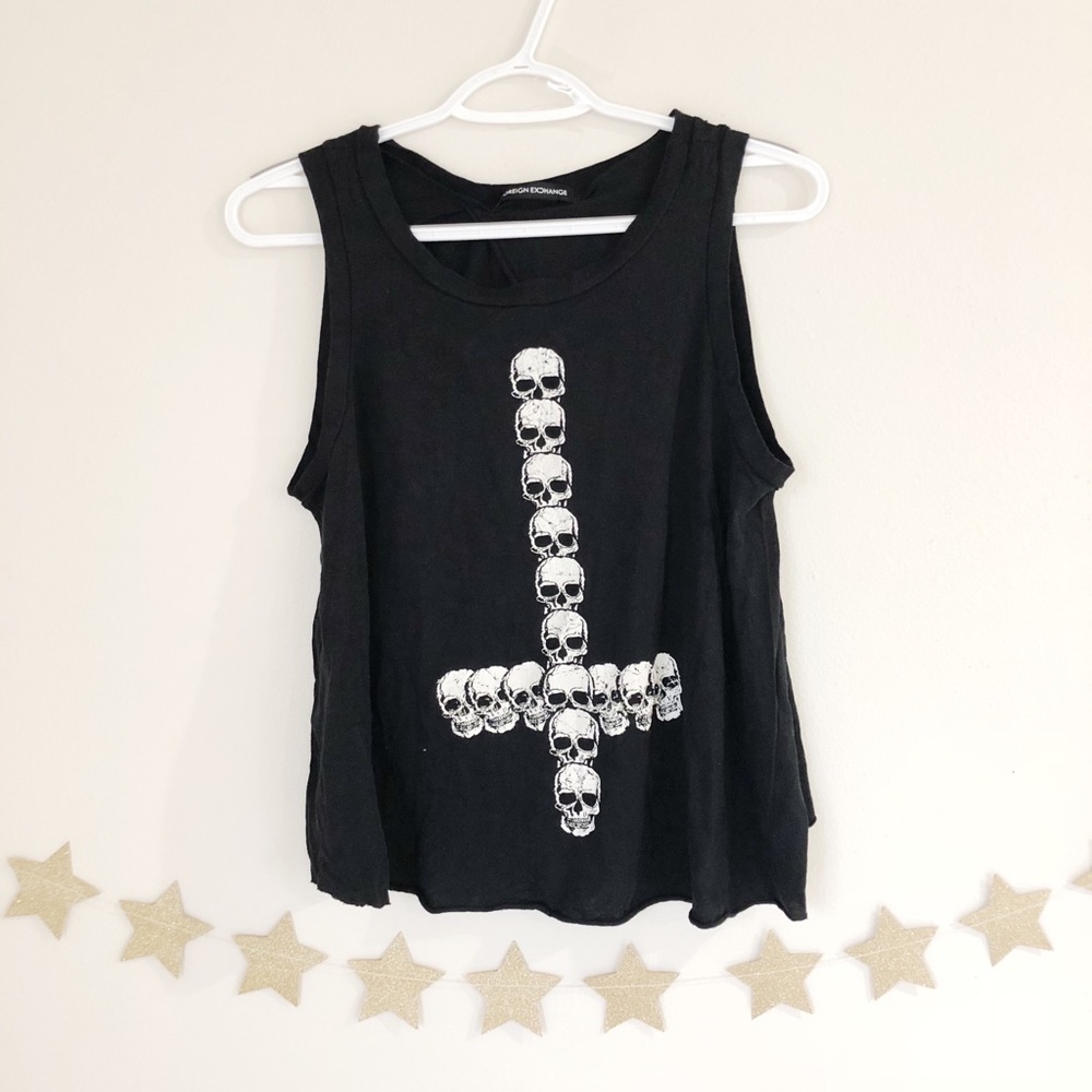 Skeleton top